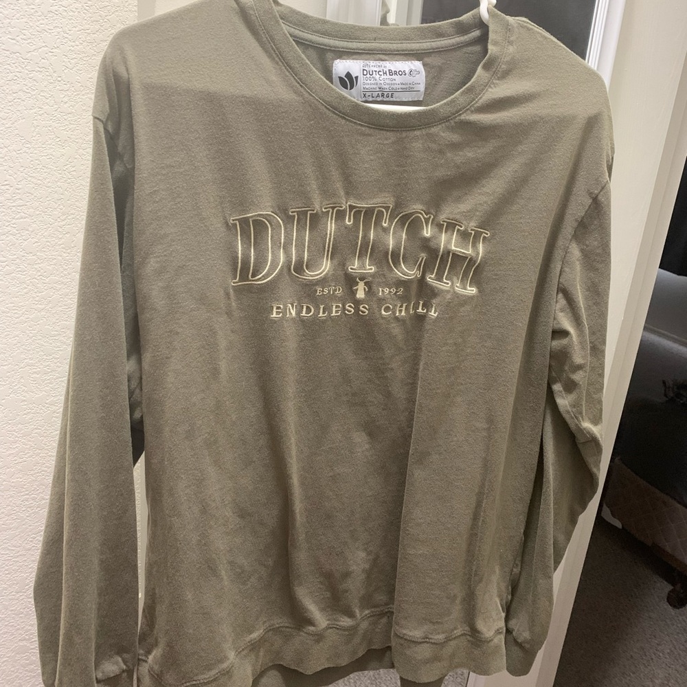 Dutch bros long sleeve size XL